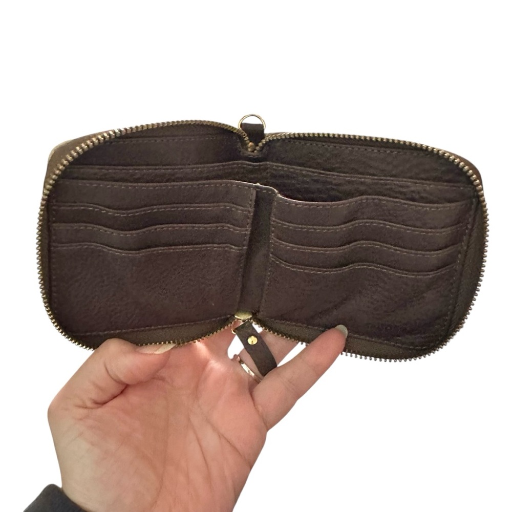 Prison Art Leather Wallet Medusa Bi-Fold Zippered Wallet - Flaw - Picture 6 of 12